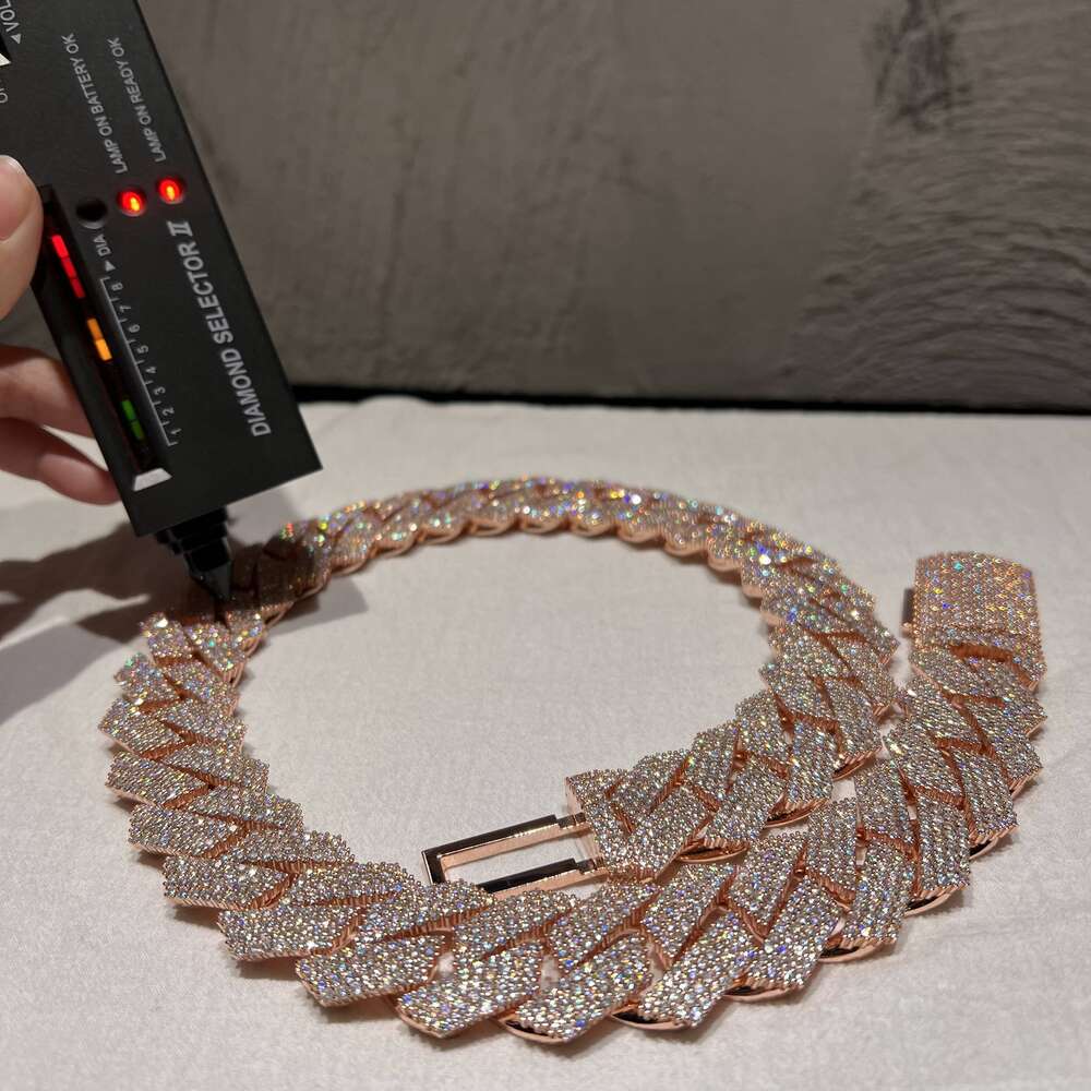 Chaîne cubaine Miami de luxe H - Moissanite Cuban Link Chain Iced Out avis et prix