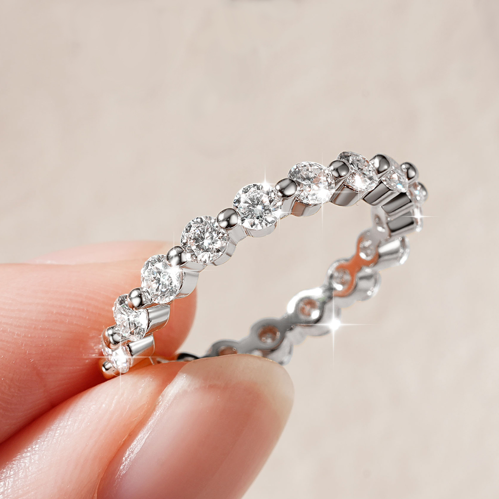 IOGOU – bague scintillante en  - Moissanite Eternity Band Ring Stackable avis et prix