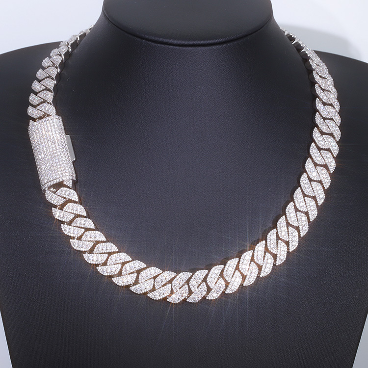 Test Pass Diamond Collier Chaî - Moissanite Cuban Link Chain Iced Out avis et prix