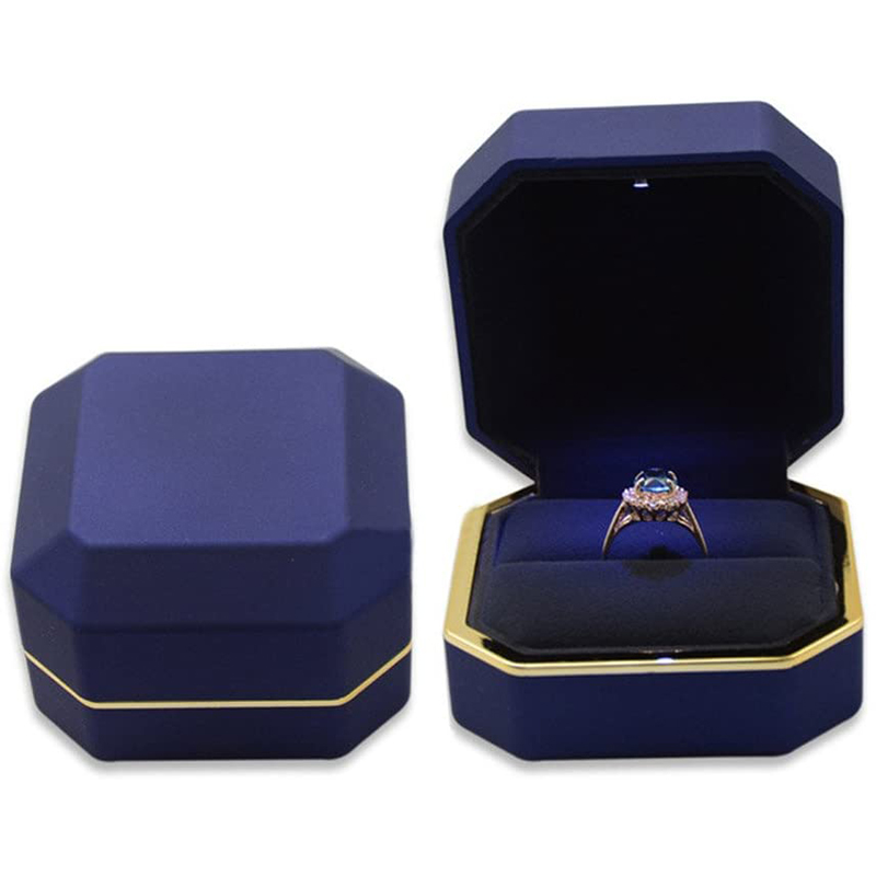 Boîte à bijoux LED en velours  - Velvet Ring Box Led Light Proposal avis et prix