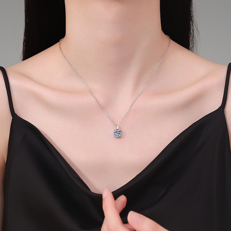 Collier en or 18 carats PT950  - Moissanite Pendant Necklace Solitaire avis et prix