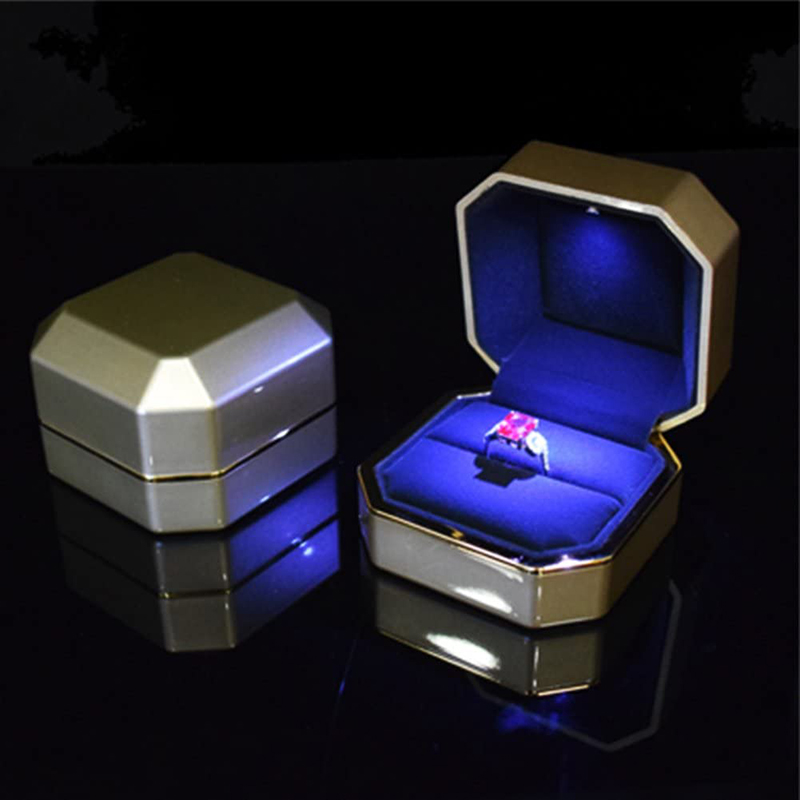 Boîte à matiques de luxe carré - Velvet Ring Box Led Light Proposal avis et prix