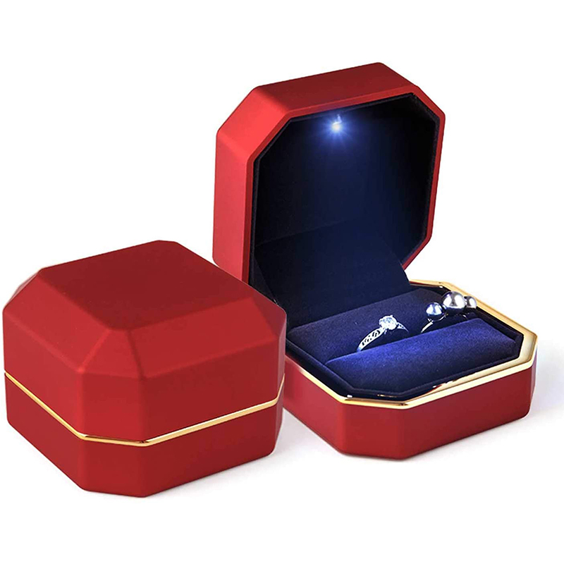 Boîte à matiques de luxe carré - Velvet Ring Box Led Light Proposal avis et prix